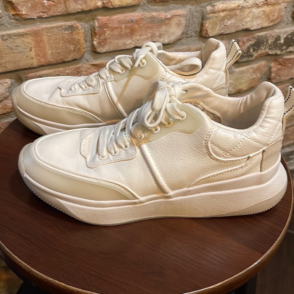 Zara Chunky White sneakers